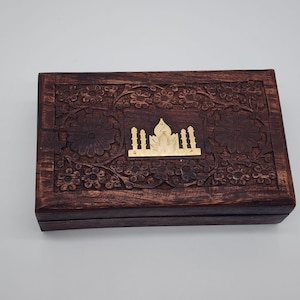 Hand Carved Wood Trinket Box With Brass Taj Mahal Vintage 2/3/8&quot; x 8&quot; x 5&quot; Vintage