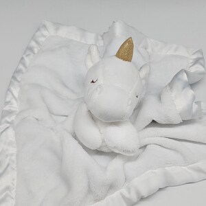 Couverture de sécurité Carters licorne Lovey, jouet en peluche avec bordure en satin blanc, cadeau pour bébé