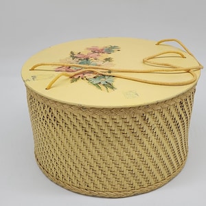 Yellow Wicker Sewing Basket with Lid and Spool Holder by Princess 6.25&quot; High