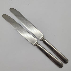 Vintage 1847 Rogers Nickel Silver Dinner Knives - Set Of 2 Elegant Spreaders