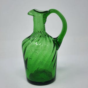 Vintage Hand Blown Swirled Green Glass Pitcher Cruet With Handle 5&quot;