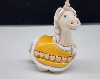 Artesania Rinconada Unicorn Figurine Yellow Orange With Hearts VTG 3.25&quot; Tall