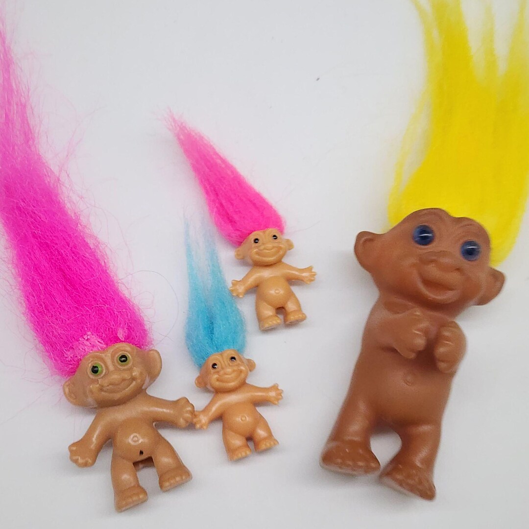 カラフルな髪のヴィンテージトロール人形4体セット 1インチから3インチ