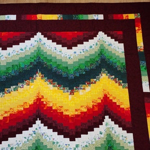 Handgefertigter Bargello Quilt Rot Gelb Grün Kastanienbraun 62 x 64 VTG Bild 7