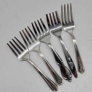 Set Of 5 Vintage Silver Plate Baby Forks With Ornate Handles