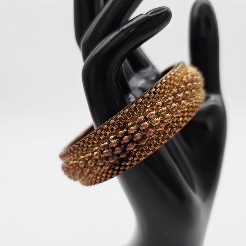 Brass Mesh Metal Bangle Bracelet With Intricate Raised Design 384