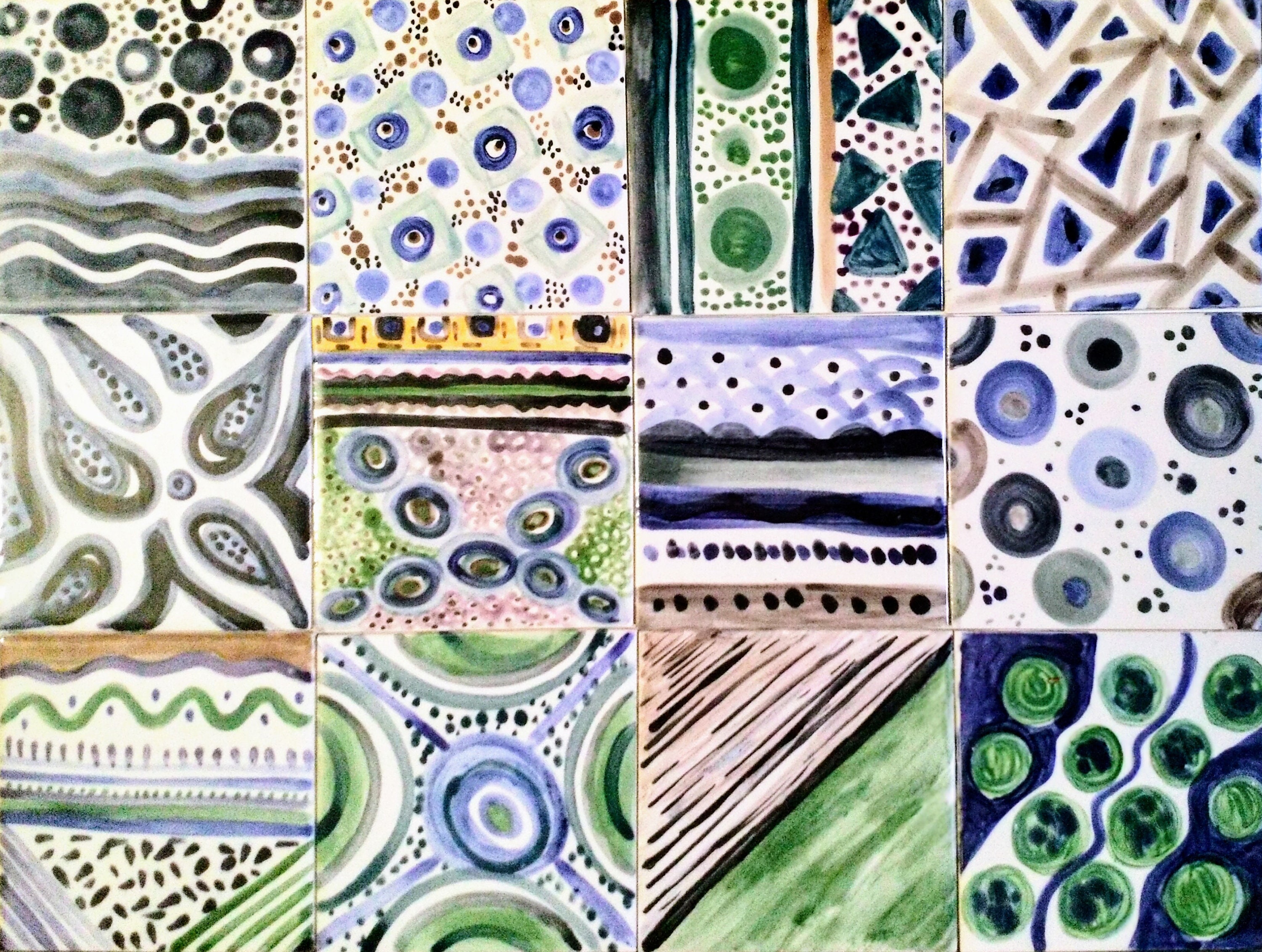 Carreaux en Faïence 10 X cm Décorés à La Main Par 12 ou 15