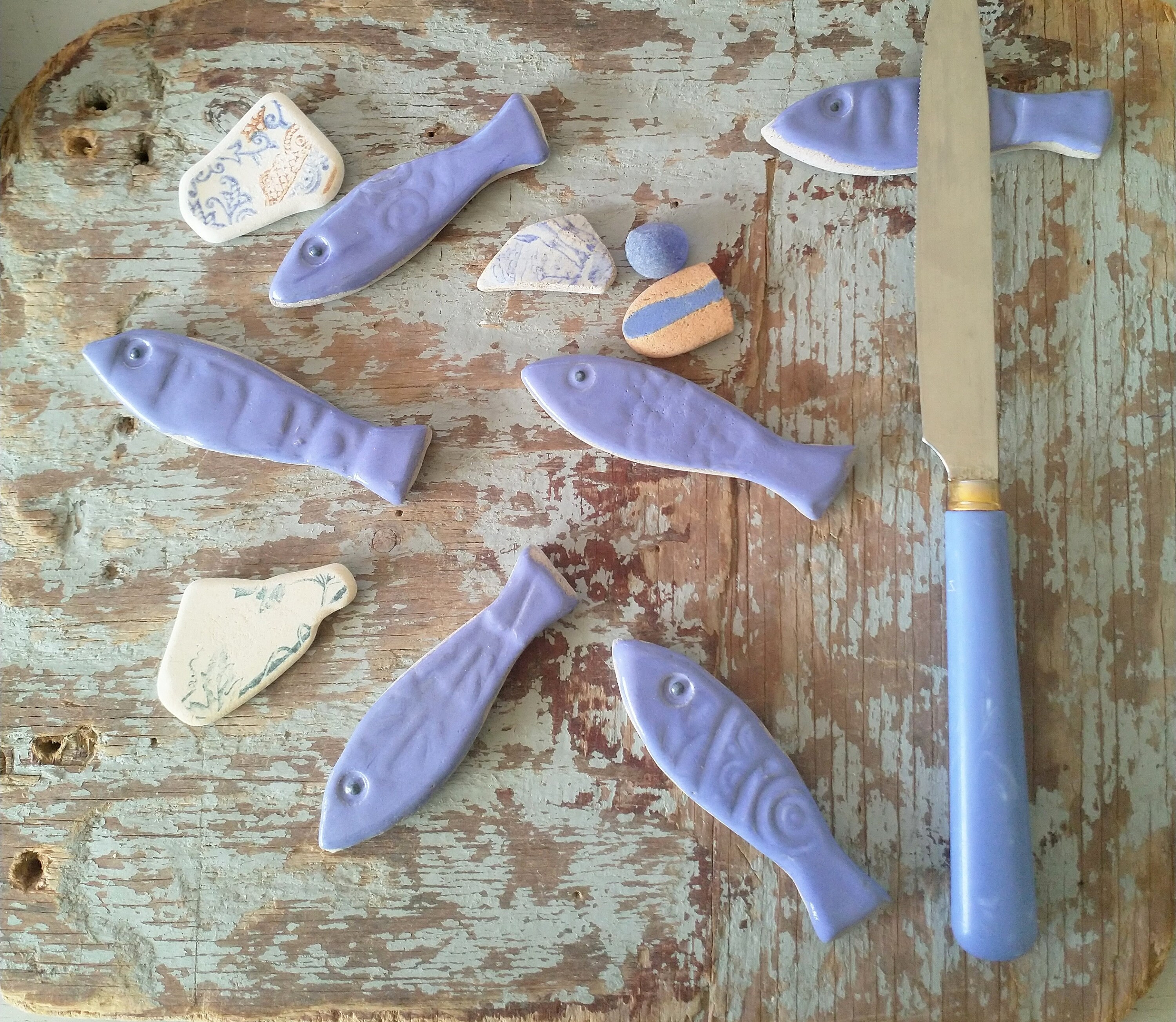 Set 6 Sardines Bleu Violet . Porte-Couteaux Décoration Marine .mosaïque -Cadeaux et Souvenirs