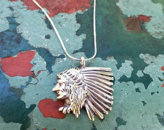 Vintage Sterling Silver Native  American Indian Chief Headdress Pendant Necklace - Hallmarked