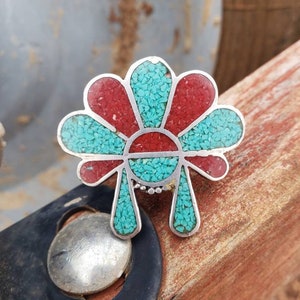 Vintage Zuni Sun God Turquoise en Coral Chip Inlay Sterling Zilveren Ring - Maat 5.5