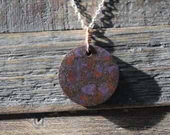 Koperen &paarse ronde orgoniet ketting