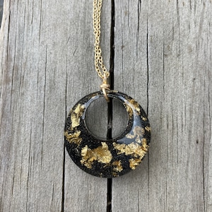 Black & Gold Circle Orgonite Necklace