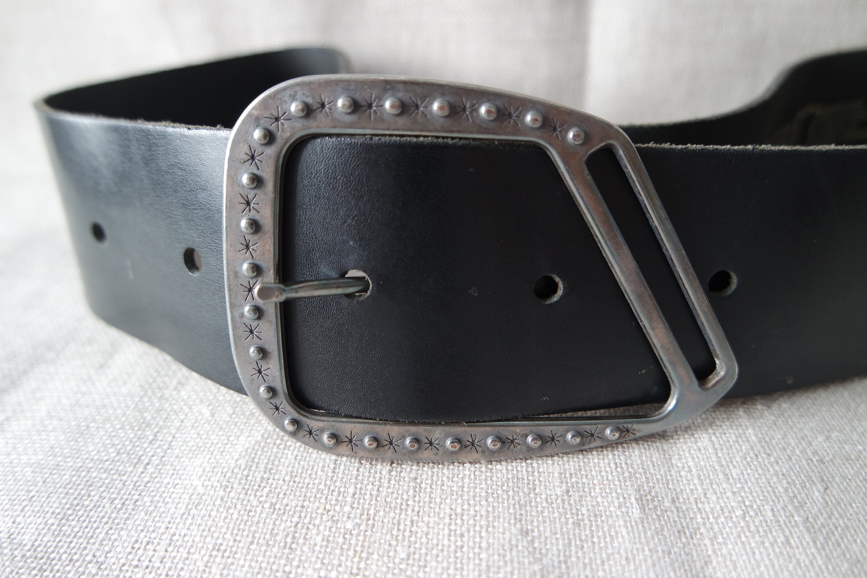 Black Vintage Leather Knot Belt - Claris Virot