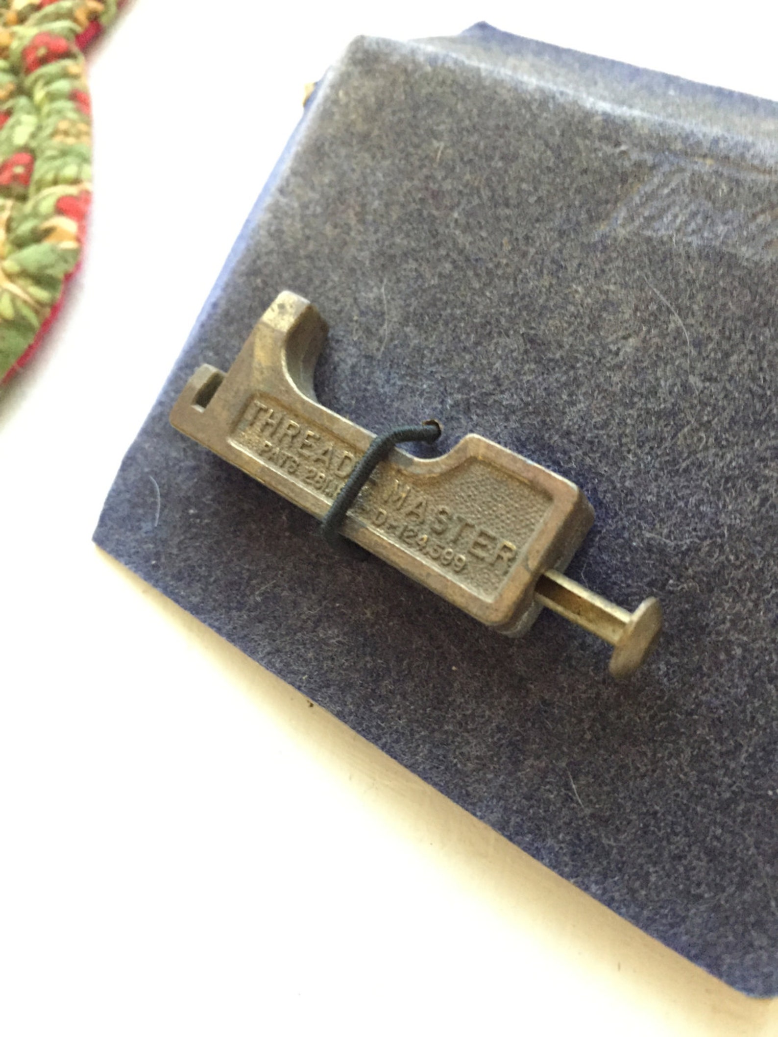 Vintage Sewing Tools Threadmaster Automatic Needle Threader Etsy