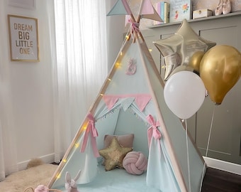 Conjunto de tenda tipi verde pastel/rosa com tapete e bandeirinhas - Pronto para envio - Presente personalizado para o primeiro aniversário, tenda para meninas - Feito à mão