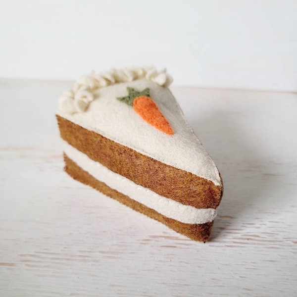 Carrot Cake Cat Toy