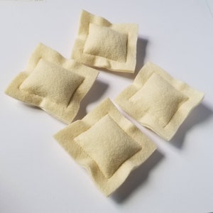 Ravioli Cat Toys
