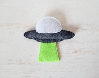 UFO Cat Toy