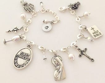 First Communion Charm Bracelet, Holy Eucharist Charms, Holy Communion, Christian Faith, Swarovski Elements, Personalized, Girls Bracelet