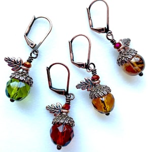 Petite Acorn Earrings, Golden Topaz Olivine Green Czech Glass, Antique Copper Acorn Caps, Oak Leaves, Fall Color Mix, Lever Back Earrings,