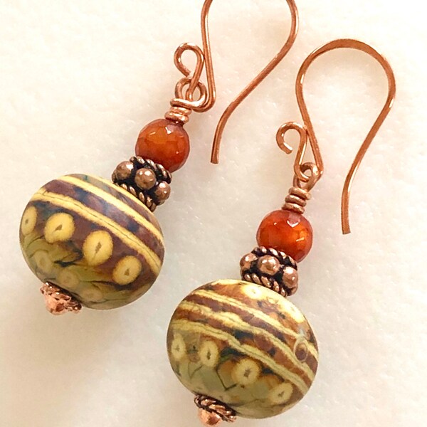 Boucles d'oreilles caramel Lampwork, Artisan Handmade Lampwork, Tan Caramel, Orange Fire Agates, Boho, Handmade Copper Ear Wires