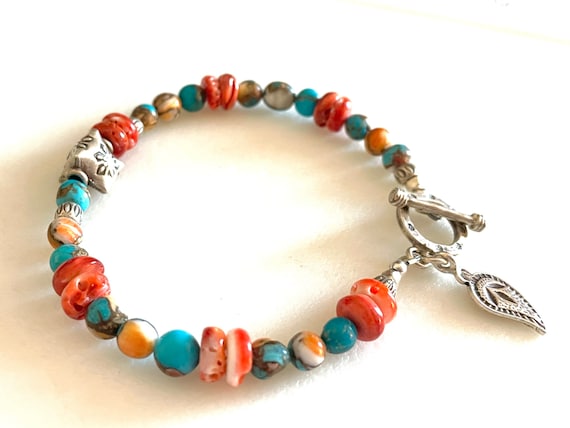 Sterling Silver Turquoise and Spiny Oyster Compressed Stone Toggle Bracelet Sterling Silver Turquoise and Spiny Oyster Compressed Stone Toggle Bracelet