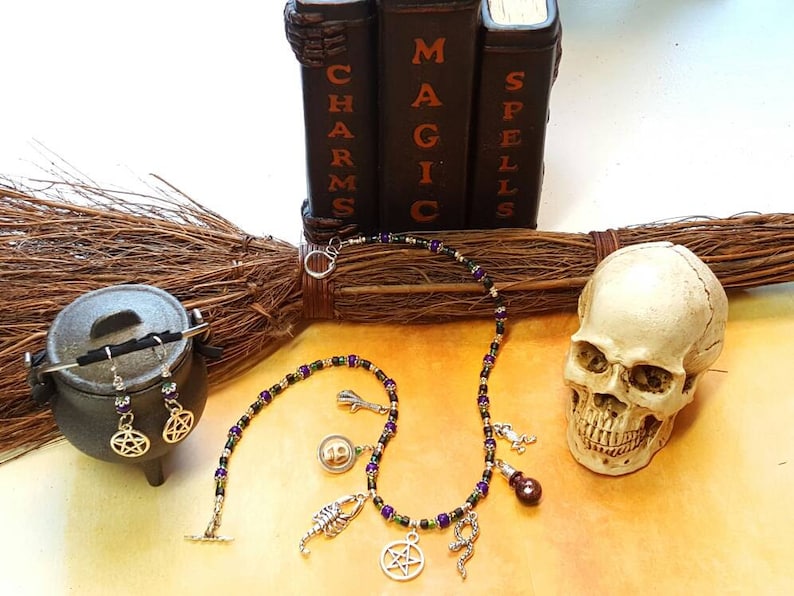 Witch/'s Brew Necklace /& Earrings