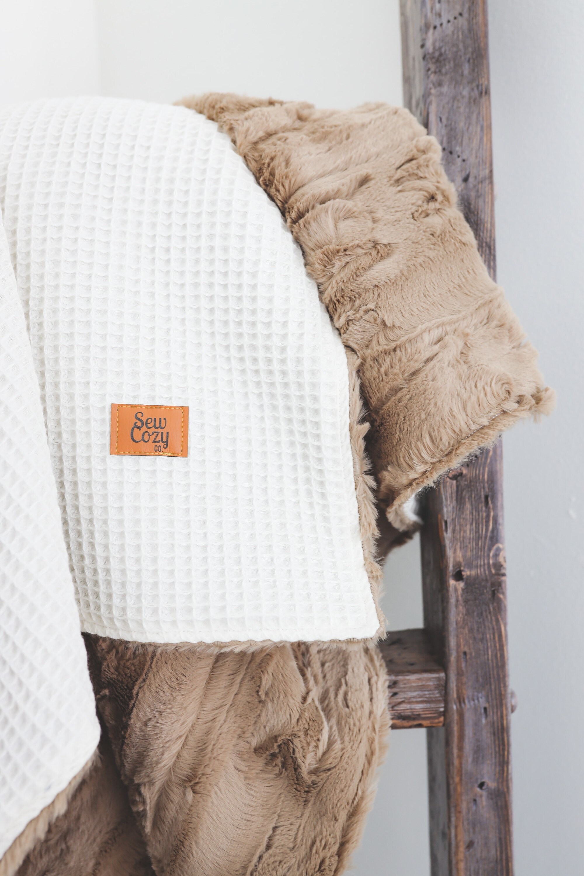 Ugg blanket canada deals