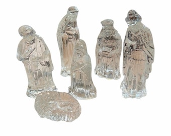 Vintage 6 piece clear glass nativity set