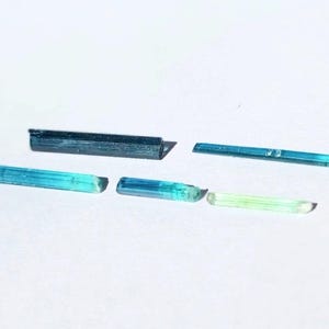 Small Tourmaline Pencil Lot 3.86 Ct Rough Crystal Indicolite Stone Specimen Collector 203A