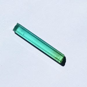 Bi Color Green Sky Blue Tourmaline 2.94 Ct Rough Facet Grade Pencil Crystal Indicolite Stone Jewelry Making 202L