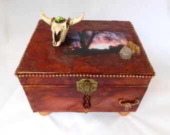 Decorative Wood Box, Wood Jewelry Box, Handcrafted Wood Box, Unique Keepsake Wood Box, Sunset & Steer Skull Wood Box, Unique Gift, Santa Fe