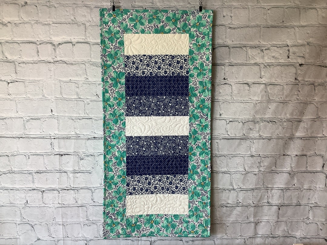 Small Quilted Table Runner/table Topper, Floral Quilt, Loralies Quilting, Flowers for Freya