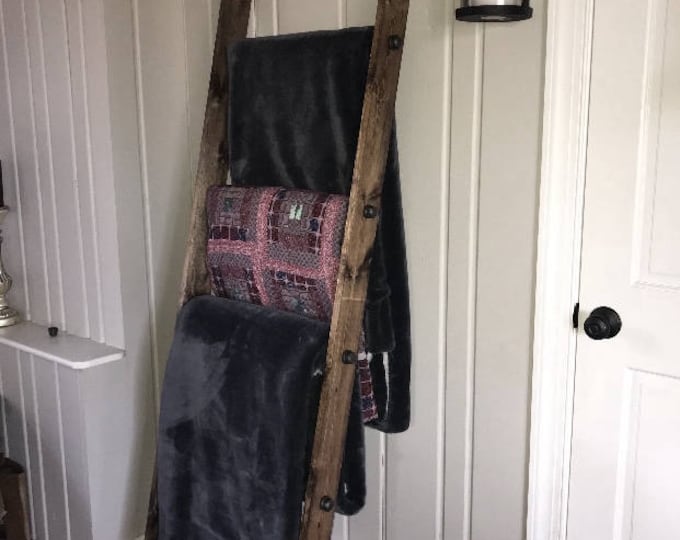 Rustic 6FT Industrial Pipe and Wood Blanket Ladder - Wood Quilt Ladder - Rustic Quilt Blanket Ladder - Pipe Decor Blanket Ladder