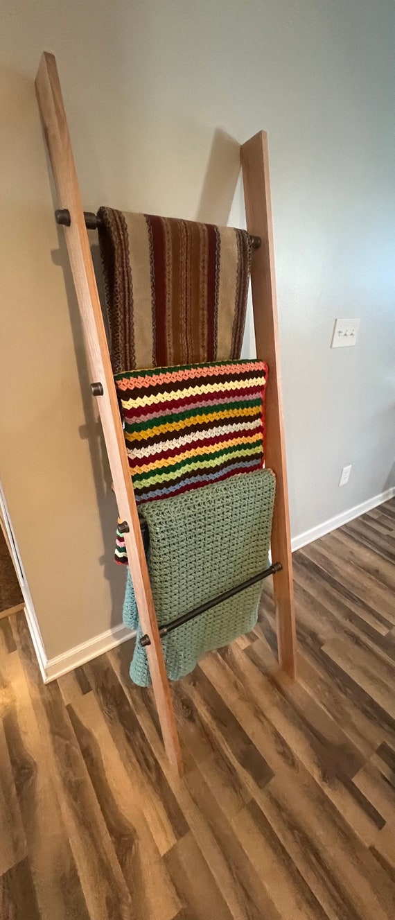 4FT, 5FT or 6FT Solid Oak with Industrial Pipe and Wood Blanket Ladder - Wood Quilt Ladder - Rustic Quilt Blanket Ladder