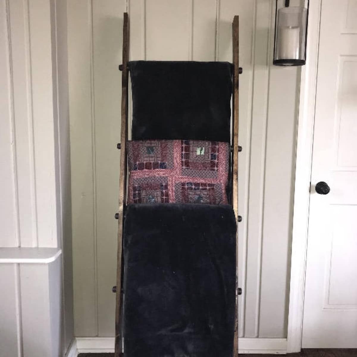 Rustic 6FT Industrial Pipe and Wood Blanket Ladder - Wood Quilt Ladder - Rustic Quilt Blanket Ladder - Pipe Decor Blanket Ladder - Etsy