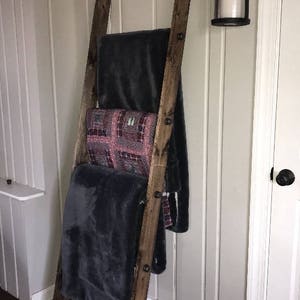 Rustic 6FT Industrial Pipe and Wood Blanket Ladder Wood Quilt Ladder Rustic Quilt Blanket Ladder Pipe Decor Blanket Ladder image 3