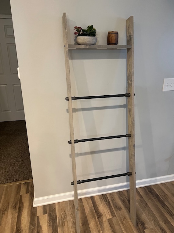 6FT Industrial Pipe and Wood Blanket Ladder - With Shelf - Wood Quilt Ladder - Rustic Quilt Blanket Ladder - Pipe Decor Blanket Ladder