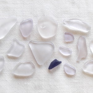 Genuine lavender sea glass, rare seaglass. Ideal lot for jewelry or for collectors.