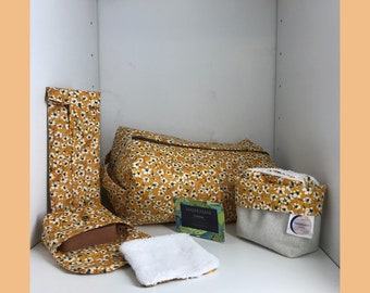 Trousse de toilette, étui savon ou brosse à dent et panier lingettes