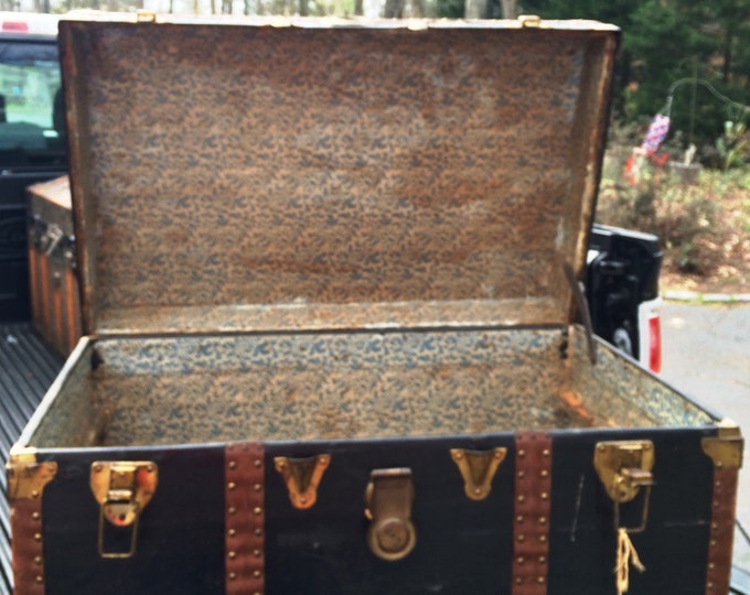 Vintage Steamer Trunk With Working Lock and Key Etsy