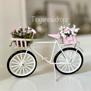 Dollhouse shabby chic bicycle with flower baskets