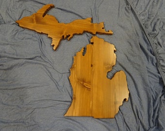 Michigan plaque.  Upper and lower peninsulas.  Solid red cedar