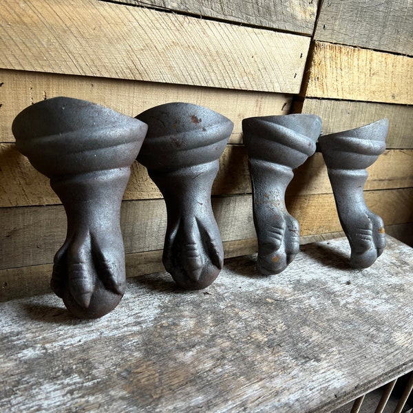 Antique Cast Iron Clawfoot Tub Etsy