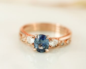 Oval Teal Sapphire Engagement Ring Set, Peacock Sapphire 3 Stone Ring, Leaf Wedding Band, Blue Sapphire Wedding Ring