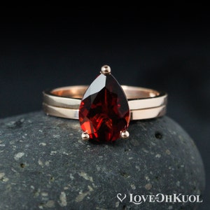 Rose Gold Pear Cut Red Garnet Engagement Ring, Alternative Bridal Rings, Dainty Modern Simple Red Garnet Wedding Ring