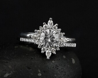 Anillo de compromiso Art Déco con zafiro blanco y alianza de diamantes