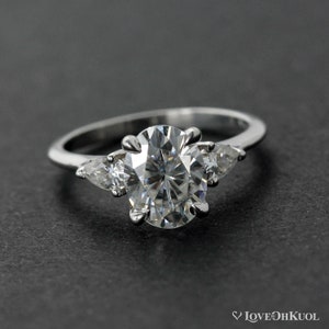 White Gold Colorless Moissanite Oval Engagement Ring, 3 Stone Wedding Ring, Diamond Free Bridal Ring, Unique Bridal Trilogy Ring