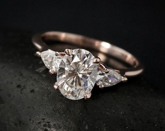 Oval Moissanite Engagement Ring, Rose Gold Three Stone Ring, Lab Grown Diamond Wedding Ring, Vow Renewal Ring, Oval Diamond Ring
