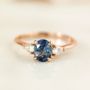 Rose Gold Oval Cut Blue Teal Sapphire 3 Stone Ring, Sapphire 3 Stone Engagement Ring, Unique Alternative Bridal Ring, Peacock Sapphire Ring